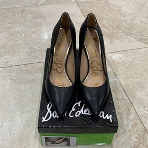 Black leather sam edelman pointy heels